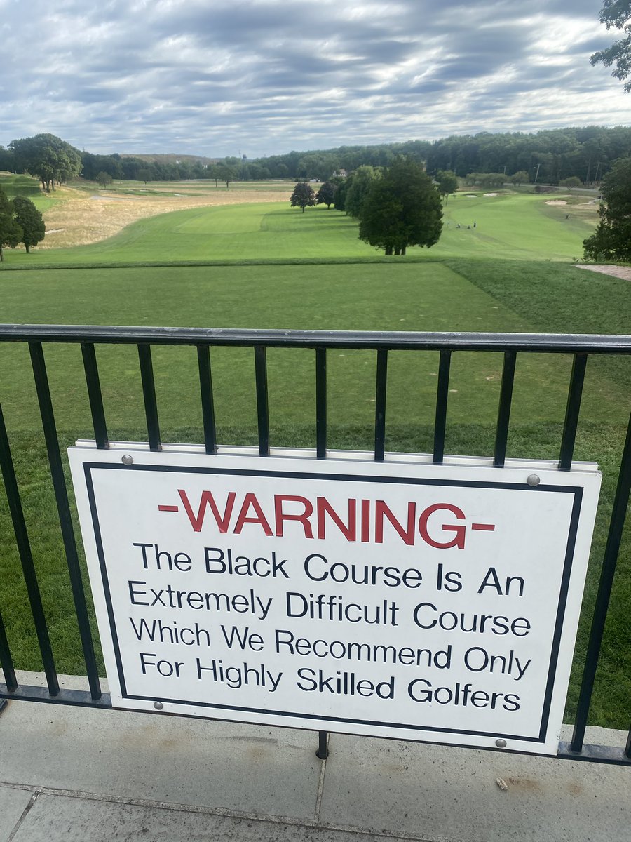keyesrobbie's tweet photo. Forgot my golf shoes pray for me. https://t.co/ovcW6AZ0X2