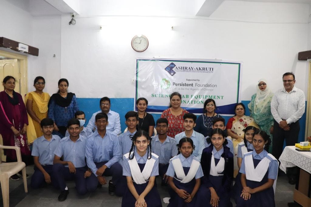 ashrayakruti's tweet image. The #PersistentFoundation team visited #AshrayAkruti Chandraangutta on  8,Aug 2022. Ms. Yogita Apte - CSR Leader, Mahalakshmi K - CSR Senior Executive &amp;amp; Pooja Kulkarni CSR Executive visited the Center to inaugurate #sciencelaboratory and interacted with #hearingimpaired students.