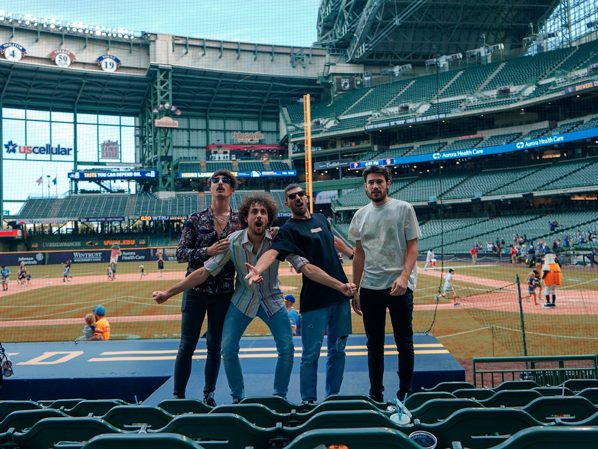 PiquedJacks's tweet photo. Ma-waukee #photodump. ⚾ "Here for a good time, not a long time". Wrong, we'll come back. @Summerfest #summerfest2022 #milwaukee https://t.co/y2nhcJcUgj