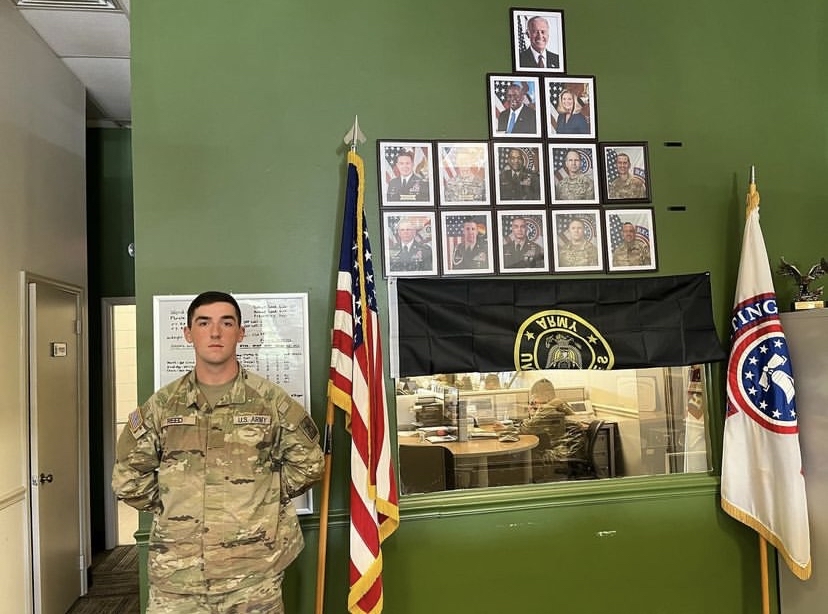 usarec's tweet photo. Pvt. Reed recently graduated from #BCT and returned to his hometown of Columbus, GA to assist with recruiting efforts before he heads to his first duty station, Ft. Bliss, Texas. https://t.co/HKdj2ldcT4