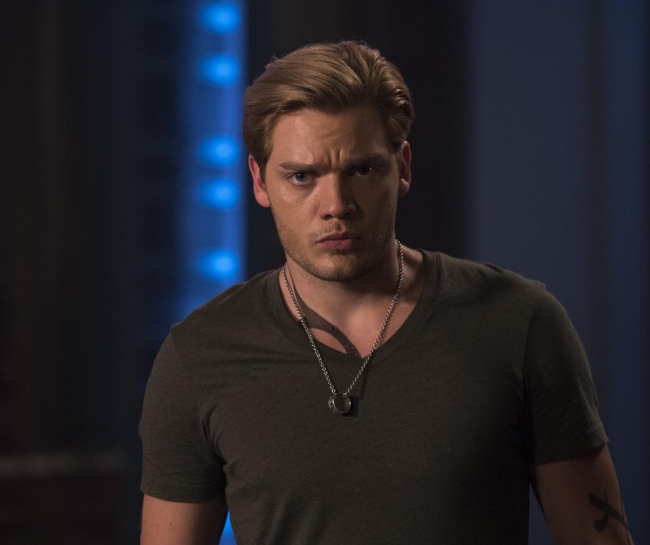 Another day closer, another featured guest! Up next: Dominic Sherwood! Use code DOM10 to grab any last minute extras and a 10% discount. The code expires at 9:00am EST August 11, 2022. jalmics.com/product-catego…