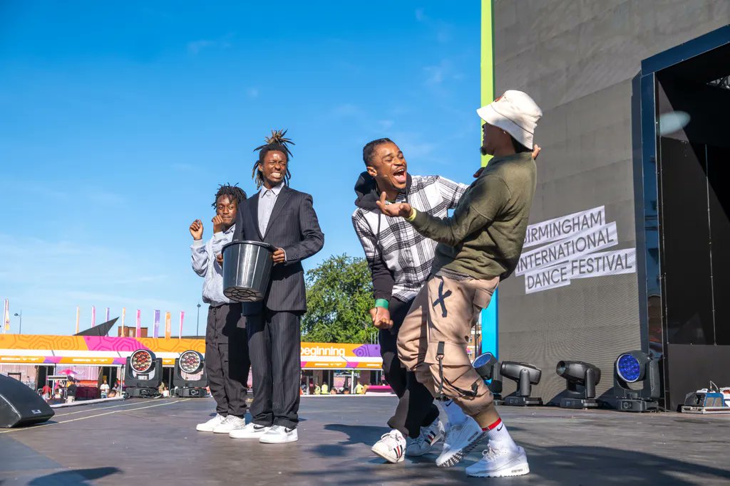 BhamDanceFest's tweet photo. We're still buzzing about how great last Sunday was at Smithfield Festival Site🤩

THANK YOU to all the artists, audiences, and participants for making it a day to remember and #B2022Festival for having us! ❤️ https://t.co/JDYwDQ75Tw