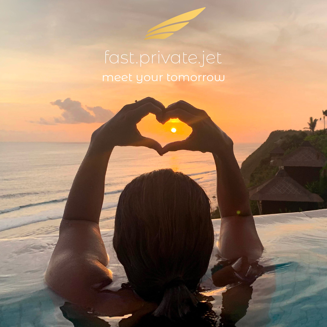 FastPrivateJet's tweet photo. Follow the compass of your heart and move through the labyrinths. We will provide the best journey possible.
#privatejet #FlyFPJ #jet #lifestyle #privateflight #luxurytravel #jetlife #fastprivatejet #meetyourtomorrow #jetlovers #jetpassion #motivation https://t.co/sPhDit5lCU