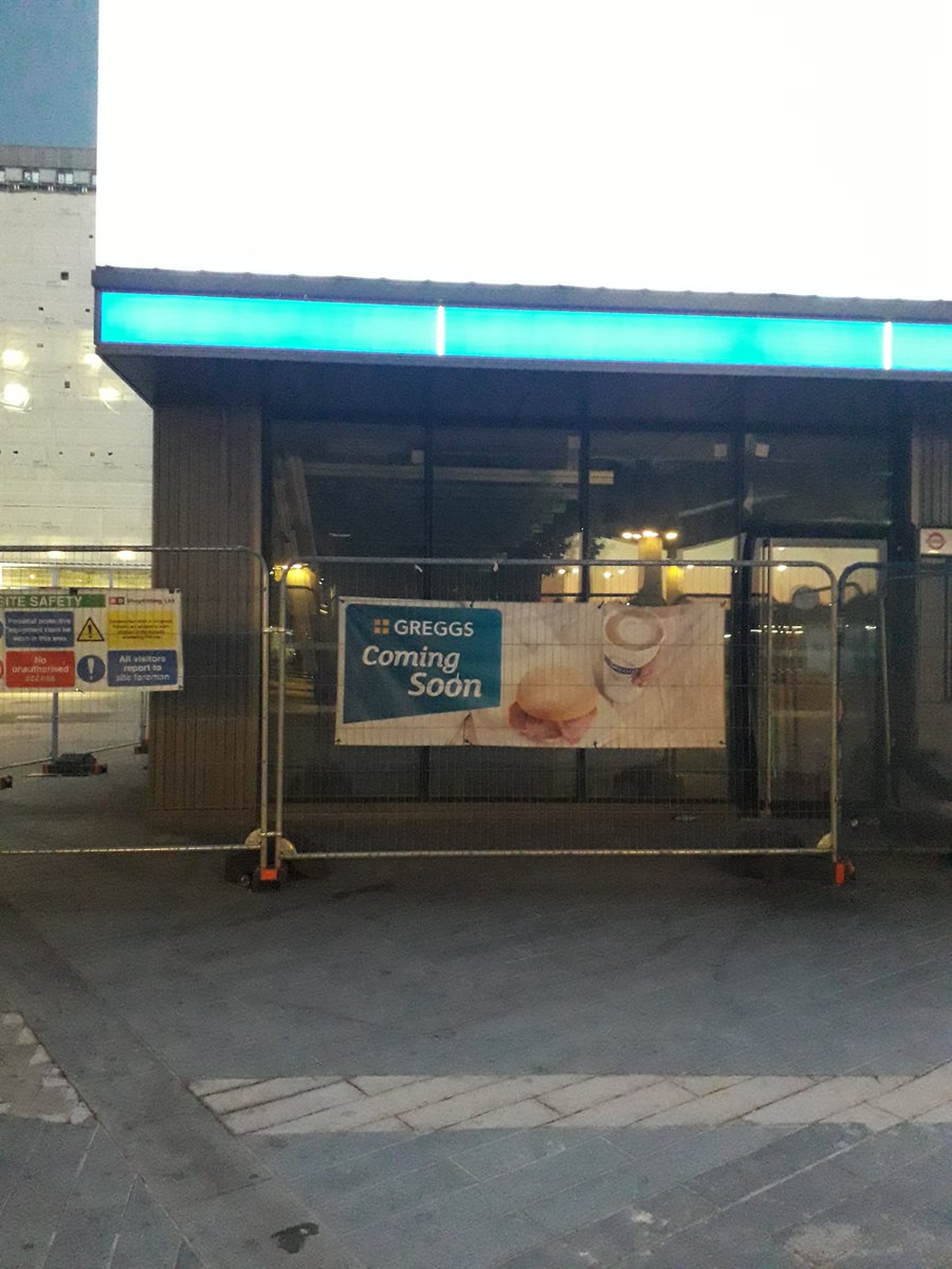 MartinBallN17's tweet photo. @Our_Tottenham On the late night 9th August 2022 evidence; the Pret at Tottenham Hale tube station N17 will open before the Greggs at  the corner #SeeYouInTheQueue 
Wonder if Haringey cllrs Peray Ahmet &amp; Ruth Gordon are planning a PR photo trip to check out place-making for their Degen traders? https://t.co/dqp1jnkhaZ