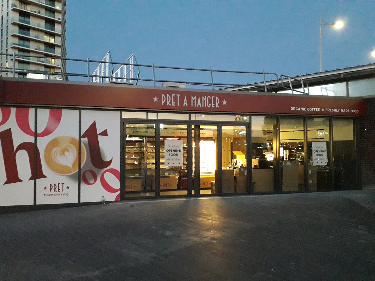 MartinBallN17's tweet photo. @Our_Tottenham On the late night 9th August 2022 evidence; the Pret at Tottenham Hale tube station N17 will open before the Greggs at  the corner #SeeYouInTheQueue 
Wonder if Haringey cllrs Peray Ahmet &amp; Ruth Gordon are planning a PR photo trip to check out place-making for their Degen traders? https://t.co/dqp1jnkhaZ