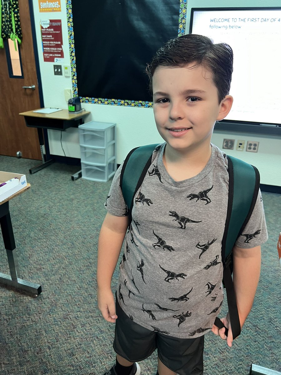 LizCampbellMEd's tweet photo. Happy First Day of 4th Grade to this cutie ♥️ https://t.co/zWtwjBmLKH