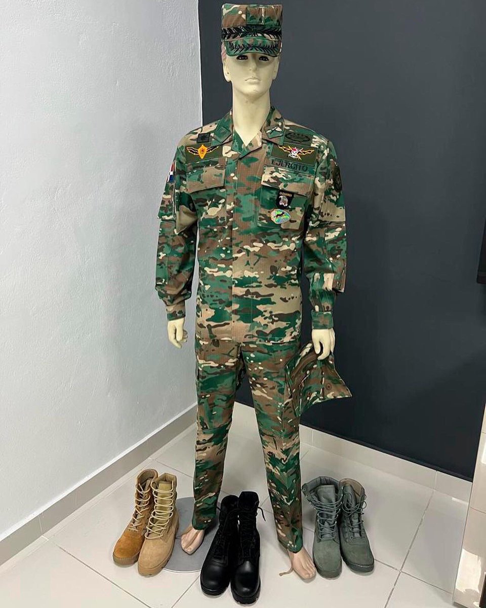 MDefensaRD's tweet photo. [Industria Militar inicia confección uniformes con tela para uso exclusivo de las Fuerzas Armadas]👏 https://t.co/CjUzlCZbqq