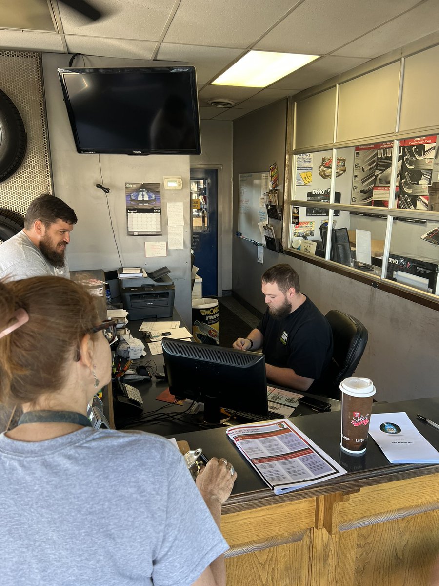 OATCHealthcare's tweet photo. Former auto tech student Brandon York helping OATC staff complete the amazing race. Brandon is now the GM at SK Mechanics and recently bought a harley! @RoadrunnersOATC https://t.co/QVPoiyeeX8