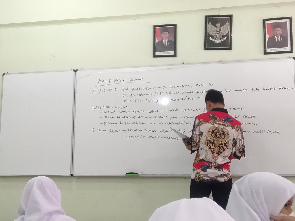 catsohi's tweet photo. — halooo mootsiieee apkh kln tdk miisss akuuu?? jinjjah jebal D: [mam bakwan] https://t.co/evrDBiMtud