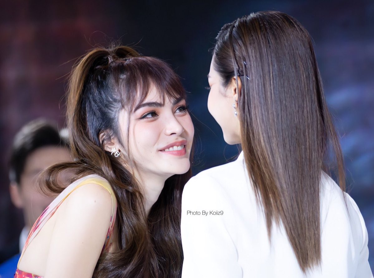 mybabyrosiee's tweet photo. 🐰: จีบหรอ?
🐶: ถ้าใช่ละจะทำไม 

หวายยยยยยยยเขินนนนนน #อิงล็อต https://t.co/VrtscHdRNx