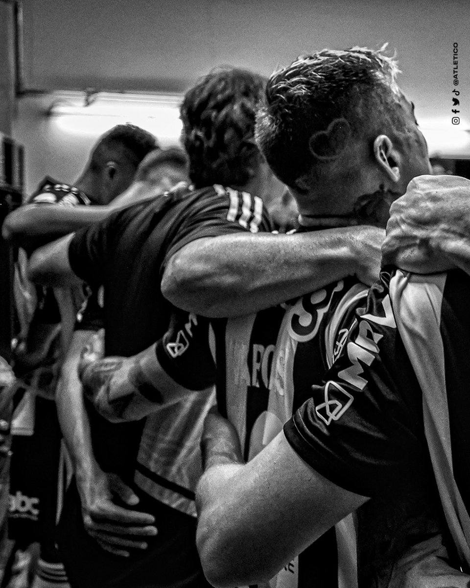 Unidos por um só objetivo! #ContinenteAtleticano 🖤🤍