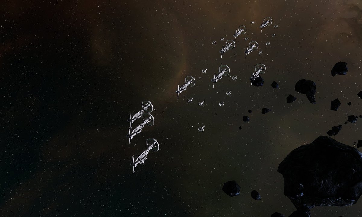 All these years traversing wormholes and I just ran across the SoE flotilla for the first time! #tweetfleet #eveisbeautiful