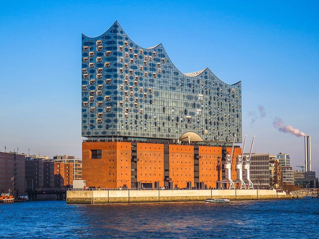 arki01bot's tweet photo. #BUILDINGS 
 
𝗘𝗟𝗕𝗣𝗛𝗜𝗟𝗛𝗔𝗥𝗠𝗢𝗡𝗜𝗘 
''𝘌𝘭𝘣𝘦 𝘗𝘩𝘪𝘭𝘩𝘢𝘳𝘮𝘰𝘯𝘪𝘤 𝘏𝘢𝘭𝘭'' 
𝗔𝗿𝗰𝗵𝗶𝘁𝗲𝗰𝘁: Herzog &amp; de Meuron 
𝗟𝗼𝗰𝗮𝘁𝗶𝗼𝗻: Hamburg, Germany 
𝗦𝘁𝘆𝗹𝗲: Modern Architecture 
𝗕𝘂𝗶𝗹𝘁: 2007-2017 
https://t.co/N1pt8rblmr