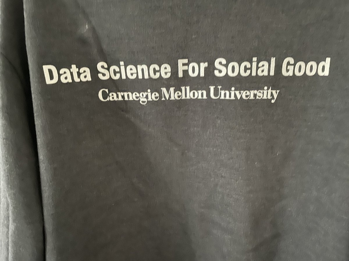 rayidghani's tweet photo. Nothing like DSSG swag to get ready for the last two weeks of the summer fellowship @datascifellows https://t.co/G6qh1jD8bx