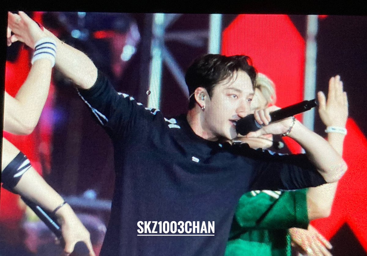skzukraine's tweet photo. 📸📹 Фото та відео @Stray_Kids на «SEOUL FESTA 2022» в Jamsil Sports Stadium від фан-сайтів

cr.: SKZ1003Chan_ 

#StrayKids #스트레이키즈 https://t.co/N0vRTi0GsO