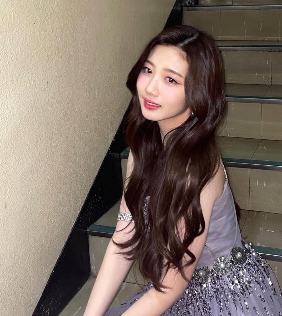 YujuINTL's tweet photo. [IG] 20220810 #유주 #YUJU 
@.uzoo_c 
💜

@cherrybullet #CherryBullet #체리블렛 https://t.co/aKqjejDyig