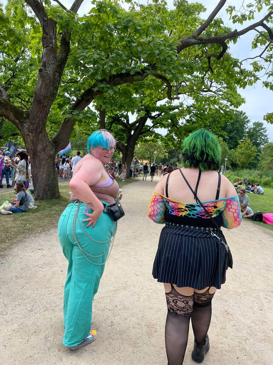 The_Defects_'s tweet photo. Pride Amsterdam!
Some pics we forgot to post…💅🏳️‍🌈
#prideamsterdam2022 #prideamsterdam #pride #pridepark #LGBT #LGBTQIA https://t.co/PpSs9Orp3l
