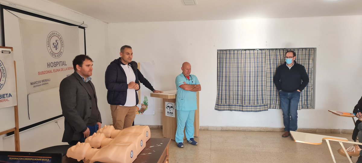 #AHORA <a href="/zubieta_fer/">Fernando Zubieta</a> representante de la Juventud del <a href="/SindicatoDSalud/">Sindicato de Salud</a> junto a los Directores Asociados, Adrian Zelayeta, Mario Arrua y <a href="/wehrli_marcos/">marcos wehrli</a> Delegado Gral. realizan la apertura de la Jornada de #RCP para el #EquipoDeSalud del 🏥🚑 Hospital "Elina De LaSerna".