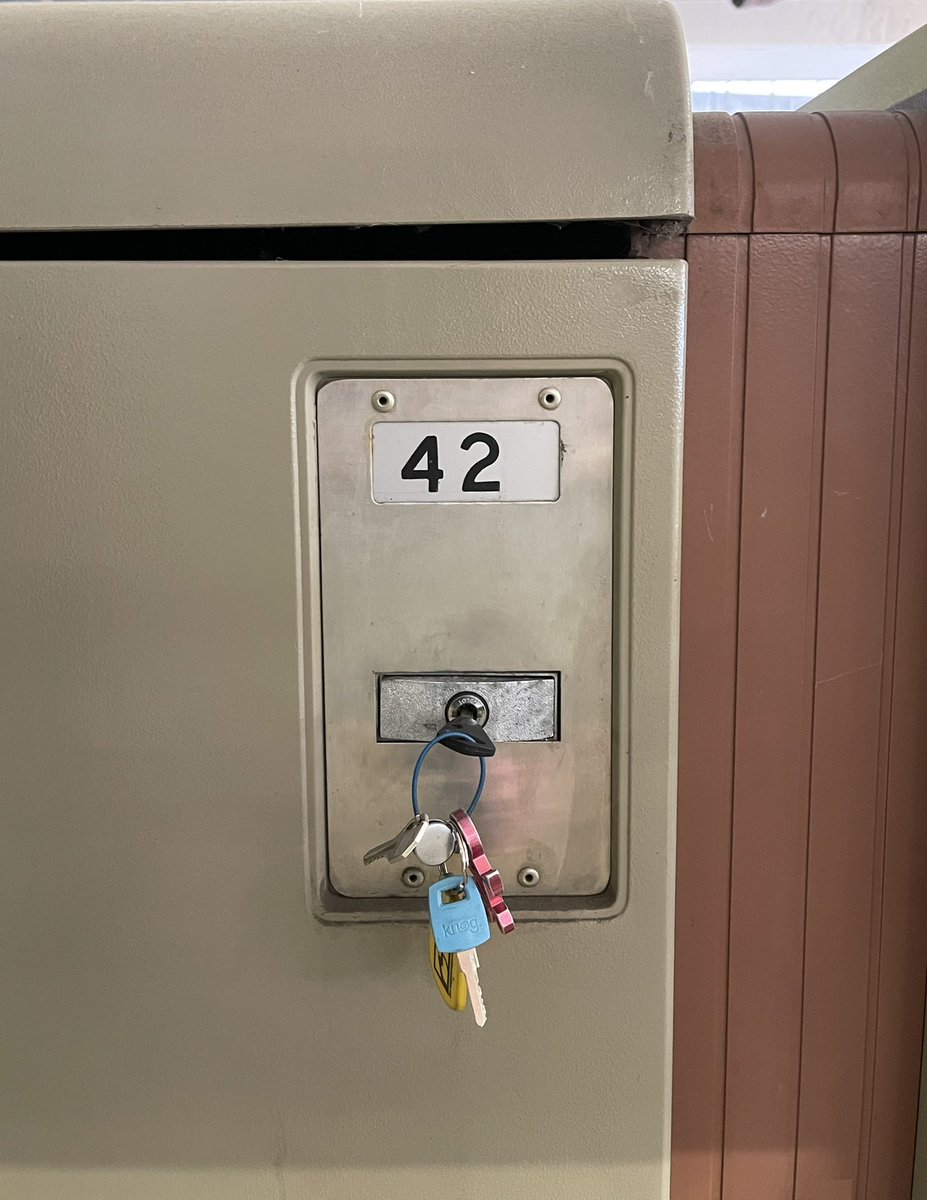 Birthday bike commute! And last day riding in before I start a new job. Handing in the keys to beloved locker No. 42 later today. #mspbikecommute