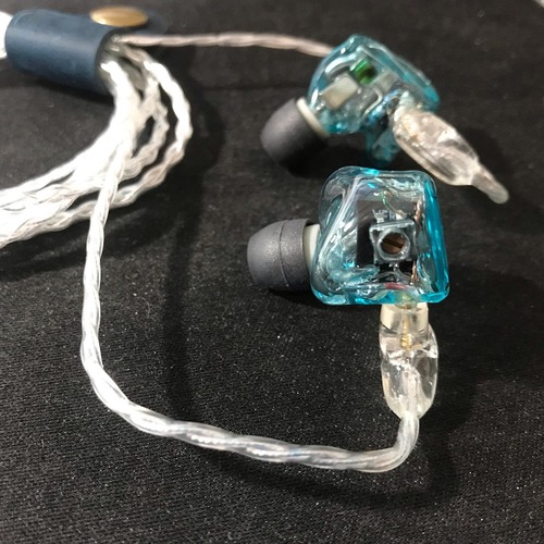 Masatoitoh's tweet image. ワシントンDCでの犬夜叉、夜叉姫、ハイキュー!!、僕のヒーローアカデミアのコンサートには３種類のIEMを持って行ったんですが、今回は@AMARA_INTERFACEさんの低音調節用EQ付のカスタムIEMを使いました。
いつも万全の環境で演奏できるとも限らないのでこういう機能助かります。blog.livedoor.jp/masato_guitar/…