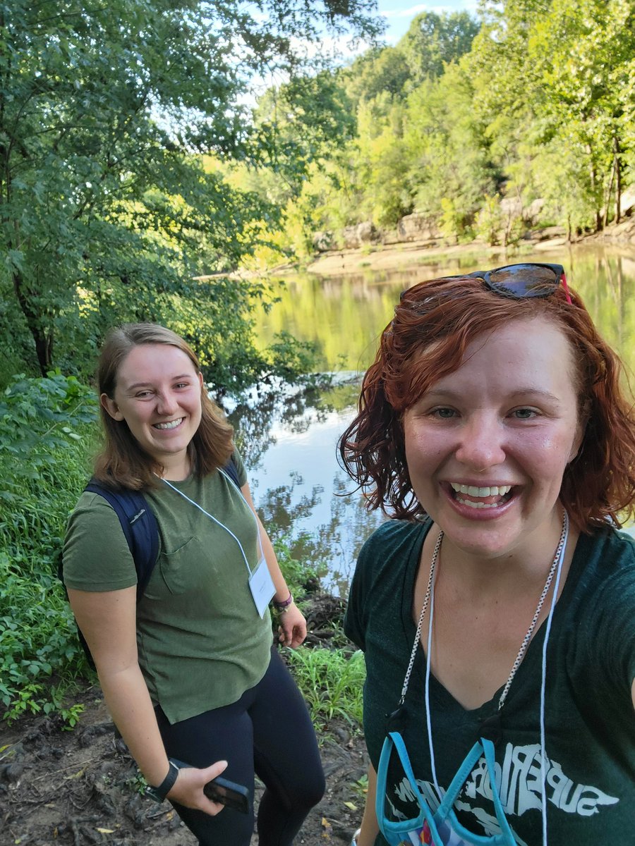 ShaySuzann's tweet photo. Having a great time at the @FMCS_Mollusk workshop in Tennessee! Taking #glamourshots of new, super cool mussels 😍, talking to old friends, and meeting new people 😊 @meghanmartinski @DaveZanatta @MusselLab_DW @Cmich_Biology https://t.co/GwbRqaHNZ3