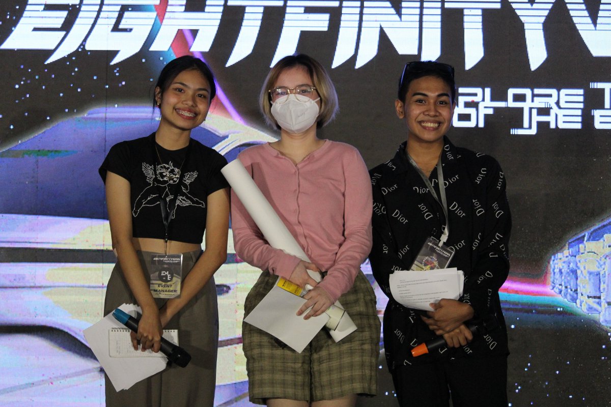 IsangDekada4EXO's tweet photo. EXO-ISANGDEKADA4EXO [EIGHTFINITYVERSE] 
Live Photo Collection: Exols claiming their prizes from our beloved sponsors.🚀☄️👨‍🚀#EIGHTFINITYVERSE #10YearsWithEXO #EXOLoveTurns8 #EXO @layzhang
@B_hundred_Hyun @weareoneEXO
@IsangDekada4EXO https://t.co/pEQx886FoL