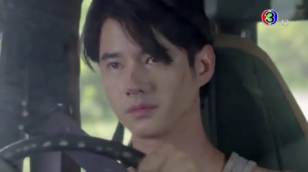 starholicxx's tweet photo. ออกมาเบรกเดียวแต่มาริโอ้คือหล่อไปยันตีสี่ของพรุ่งนี้แล้ว #คือเธอEP7 https://t.co/9wTPw3WblJ