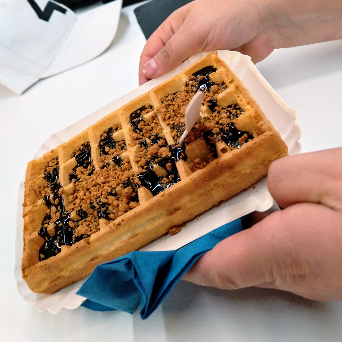 42born2code's tweet image. Des gaufres. Des gaufres ? DES GAUFRES ! Aujourd'hui, le BDE 42 se charge du goûter pour donner de la force et du réconfort à nos candidates et candidats en Piscine ! 😋🧇
#42Paris #apprendrelecode #casserlescodes #piscine #42piscine