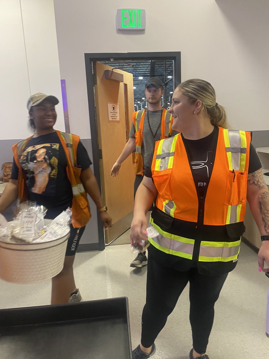 Mrs. Mcneil tweet media