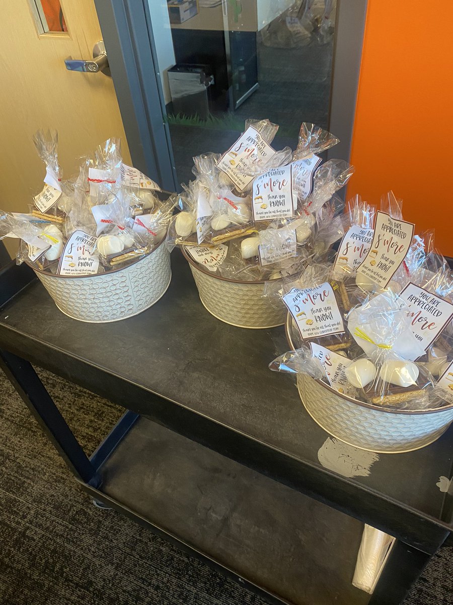 Mrs. Mcneil tweet media