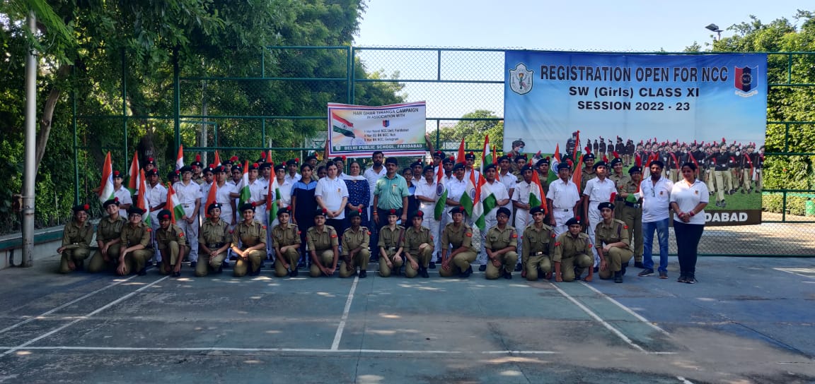 dpsfbd19's tweet photo. In association with 1 Har Naval NCC Unit, Faridabad, 4 Har (G) BN NCC, Nuh and 5 Har BN NCC, Gurugram, team NCC of Delhi Public School Faridabad organised a 'Har Ghar Tiranga Campaign' on August 10, 2022 in the school premises. @HQ_DG_NCC https://t.co/B5ifiRLdqf