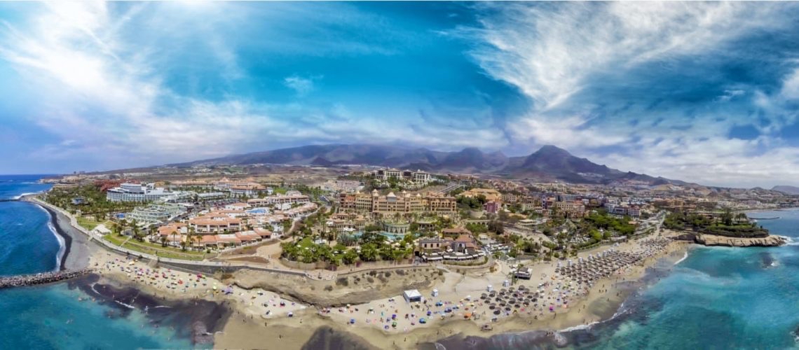 7seasholidays's tweet photo. #Holiday in #CanaryIslands: Located in the #AtlanticOcean, the Canary Islands, are a Spanish archipelago (southernmost territory of #Spain) off the northwestern #African coast
Read our blog @ https://t.co/L6SGRk31uj
#Lanzarote #Fuerteventura #GranCanaria #Tenerife #travel https://t.co/Ia9b2YzrVf