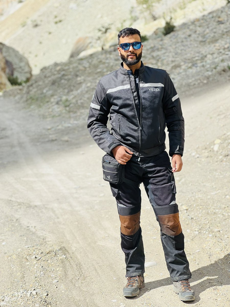 idreesmir7's tweet photo. Some call it an adventure, I call it life ❤️ https://t.co/rT4P01PPAD