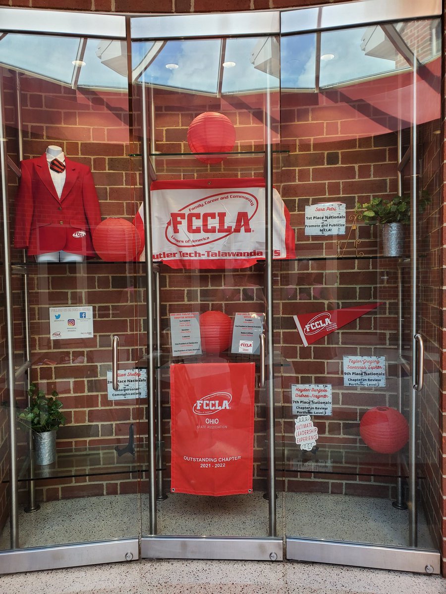 btthsfccla's tweet photo. Make sure to stop by the FCCLA table and/or room 611 to check out the FCS program and FCCLA!  We are excited to see all of you! @OhioFCCLA @NationalFCCLA https://t.co/AzUNGxNdIa
