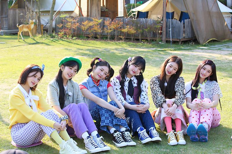 reiinyourheart's tweet photo. 그 시절 우리가 사랑했던
IVE <1,2,3 IVE 2> 촬영 현장 
비하인드 포스트 공개 🏫🏕

#IVE #아이브
#AfterLIKE #애프터라이크
#123IVE2 https://t.co/A1HJ6I9yWB