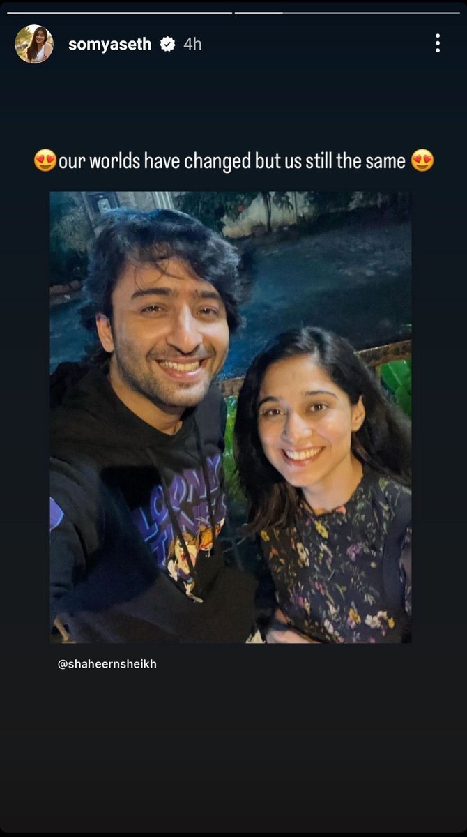 Somya stays in Virginia (United States) and comes to Mumbai very very rarely, yet still these two managed to give us a ShaMya / AnYa reunion after so many years 🥹