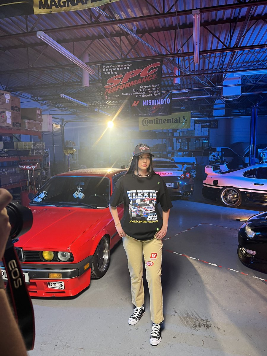 *plays akina speed star*