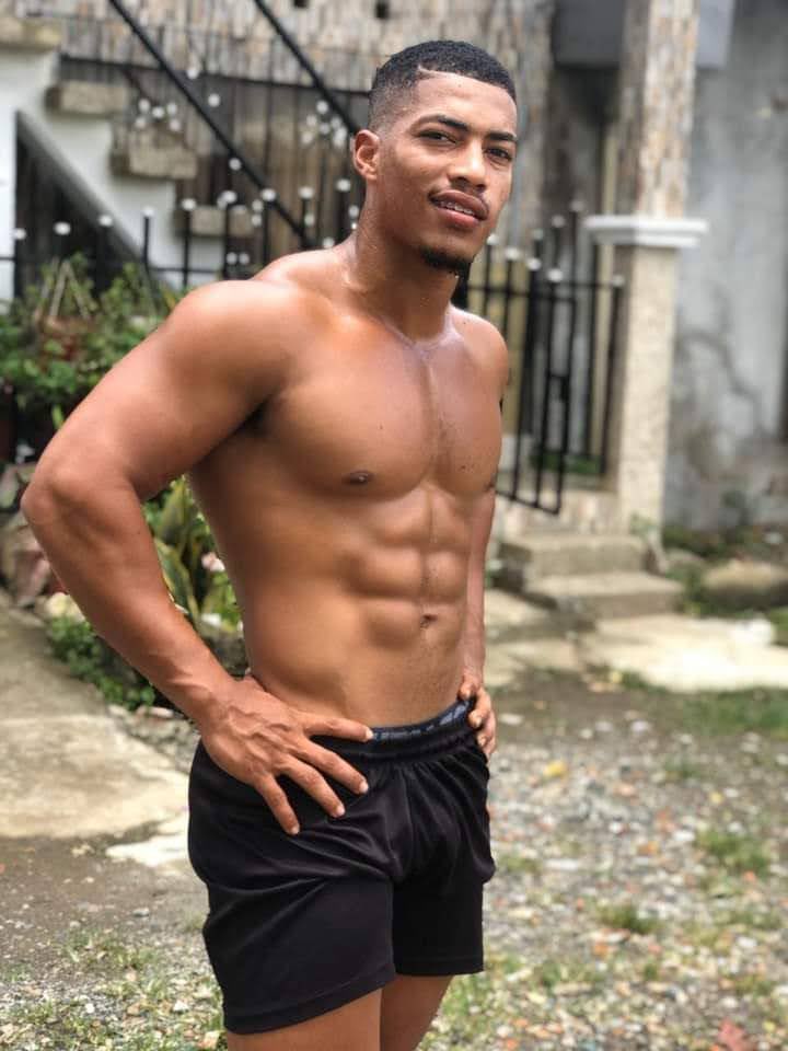 PolBecerra21's tweet photo. RESILENCIA #gymmemes  #gymjunkie #gymlogo #gymdiet #gymlol #fitnesswear  #vidafitnessdc #vidagym #vidafitness💪 #vidafitnesssemestresse  #vidafitness #fitnessgoals #rioslindos #gymfitnessidol #viralfitness #viralgym #ViralVideos https://t.co/wm02ph5otx