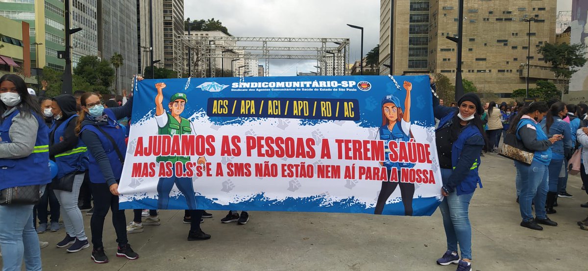 perifasemove's tweet photo. Atenção📢

Manifestação de agentes comunitários de saúde (ACS), que atuam diretamente nos bairros atendidos pelas unidades básicas de saúde, acontece no Vale do Anhangabaú, centro de São Paulo.  #saude #agentescomunitarios https://t.co/DXuosWjNBs