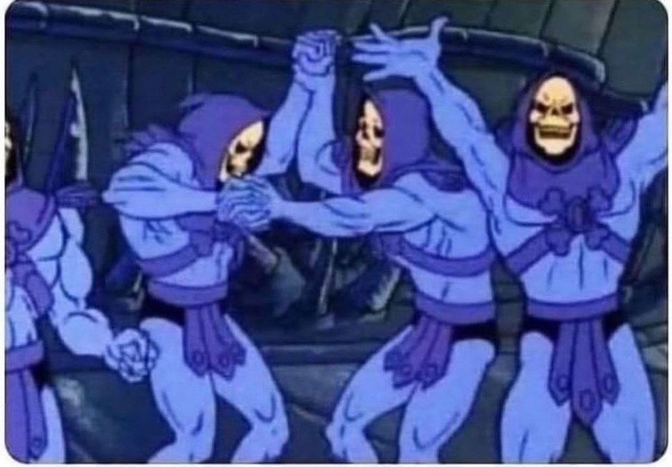 SoyDaniloDiaz's tweet photo. Mis traumas de infancia encontrándose con mis traumas de adolescencia y adultez. https://t.co/2lzWkzITMY