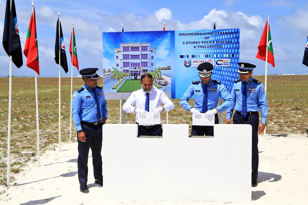 MoFAmv's tweet photo. @ForeignSecMV attended the ceremony held at K.Thulhusdhoo to inaugurate @PoliceMv infrastructure project along with the ground breaking of K.Thulhusdhoo Police Station, one of the key projects implemented under the Buyers Credit Agreement with EXIM Bank of #India. https://t.co/zb2WWeIxOA