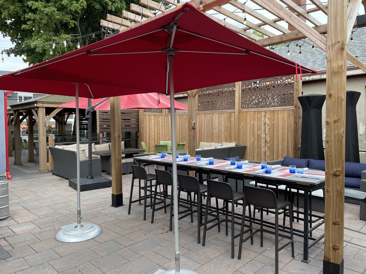 TRTrattoria's tweet image. Looking for a communal table for a small family or company event? We've one for 10 and it's on our beautiful patio. 

#communaltable #groupevents #patio #trtrattoria #pizza #pasta #craftbeer #wolfville