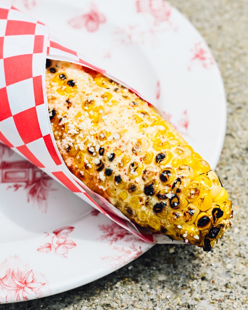 There's more than corn in Indiana...but our grilled Street Corn *IS really good btw! Aoili, cojita cheese, and a sprinkling of tajín ✨🌽