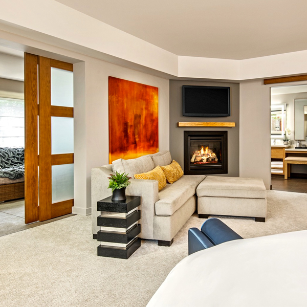 Comfort and tranquility await. 

#eugene #boutiquehotel #eugenecascadescoast #5thstreetpublicmarket #stay #hotel #fourdiamond #staywithus #staycation #weekendgetaway #oregonwinecountry #winehotel #wvwa