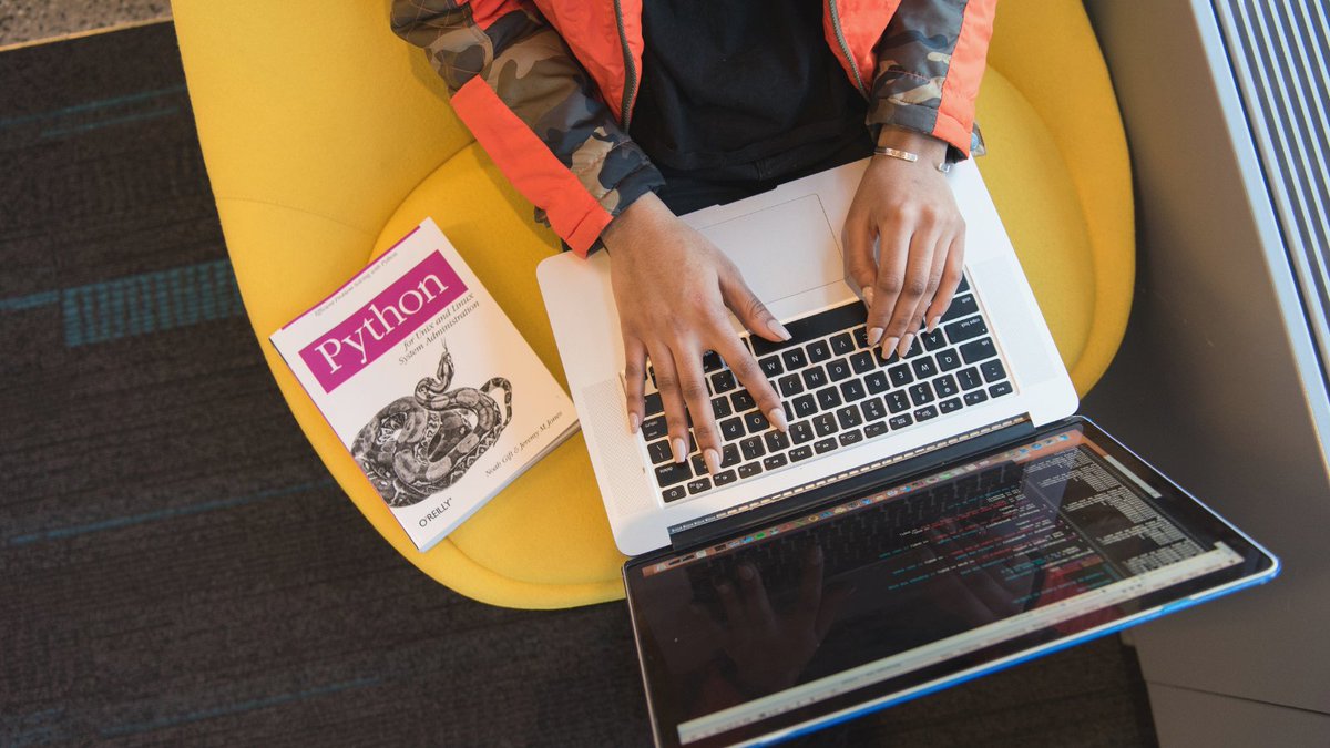 thecodeminers's tweet image. Not using Python Modules? Here's why you should be...
💻 Python Modules allow you to organise your Python code.
Check the thread for more...
#Coding #Pythonmodules #Python #Pythoncode #code
