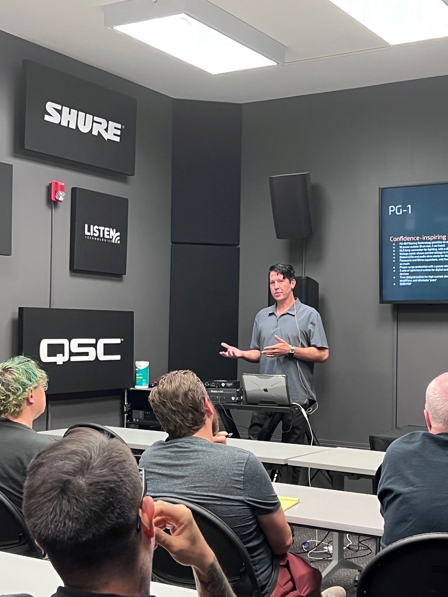 A great visit from RAD Distribution - session on Black Lion Audio and Avantone Pro. Learned about their high-quality power conditioners, monitoring systems, preamps, and vintage-style compressors.

Discover more: us13.campaign-archive.com/?u=4986515670b…

#proav #studiogear #studio #livesound