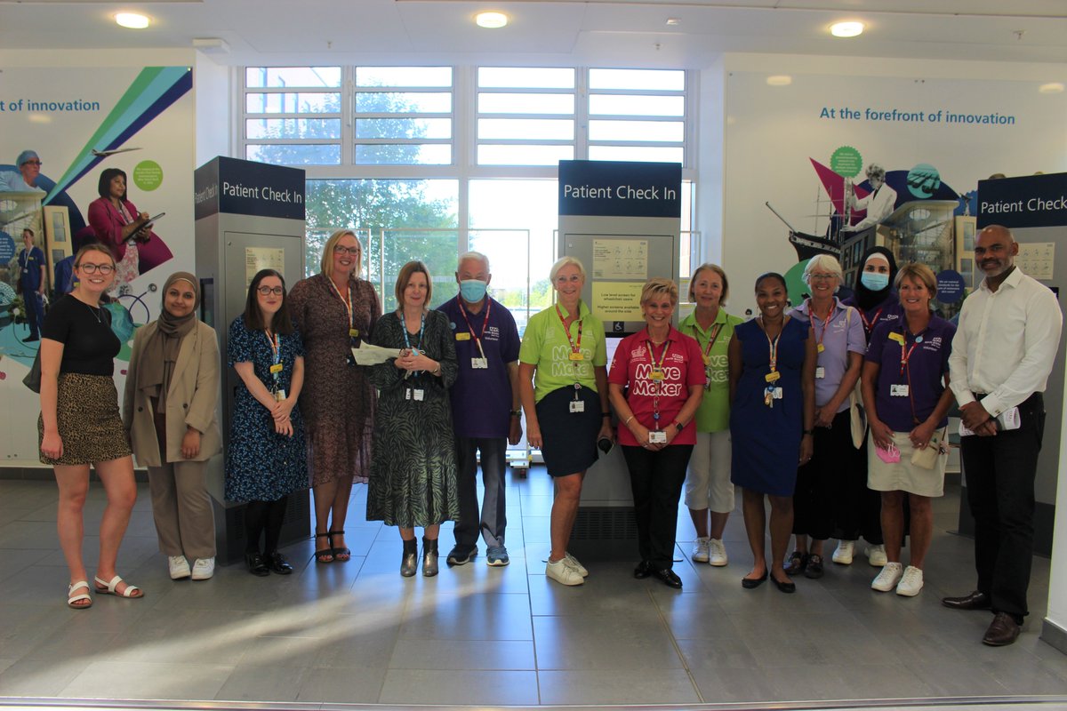 North Bristol NHS Trust (@northbristolnhs) on Twitter photo Today we were delighted to welcome Bristol Mayor, <a href="/MarvinJRees/">Marvin Rees</a>, to Southmead Hospital.
He visited staff from our sustainability team, ED, Medirooms, <a href="/SuperSouthmead/">Southmead Hospital Charity</a> and our Volunteers who all spoke about the different work they are doing to make a difference to our patients. Today we were delighted to welcome Bristol Mayor, <a href="/MarvinJRees/">Marvin Rees</a>, to Southmead Hospital.
He visited staff from our sustainability team, ED, Medirooms, <a href="/SuperSouthmead/">Southmead Hospital Charity</a> and our Volunteers who all spoke about the different work they are doing to make a difference to our patients.