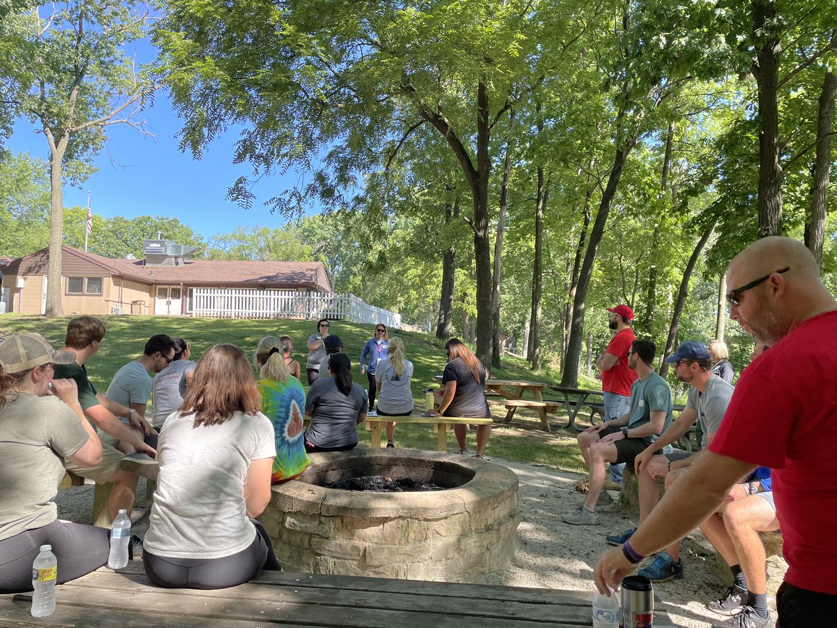 JoriBowen's tweet photo. Last day of new staff orientation is all about teamwork for student learning. I can’t wait for them to meet our students! Great day @orlovjr @sliarakos7  #BeAnEagle #SequoitPride #BeautifulClassroom. https://t.co/0IdcaB9qkB