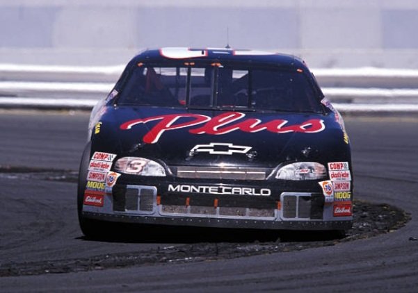 ArchivesDe's tweet image. Turnin' right at Sonoma. Look at the placement of the contingency decals and the number on the roof, shows you just how 'round' these cars really were.