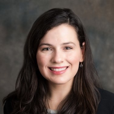 Welcome to Dr. Claire Dugan <a href="/daireclugan/">Claire Dugan</a>, <a href="/UChiPritzker/">UChicago Pritzker School of Medicine</a> grad. &amp; MacLean Med Ethics Fellow. With interests in health equity and women's health she will serve as <a href="/BellevueHosp/">NYC Health + Hospitals/Bellevue</a> hybrid. @mannertang <a href="/SandyZabarMD/">Sandy Zabar</a>